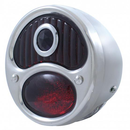 United Pacific Auto Tail Light Assembly